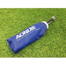 Мягкая Фляга для воды AONIJIE blue спортивная складная 600 ml из антимикробного полиуретана (VS-013) Мягкая Фляга для воды AONIJIE blue спортивная складная 600 ml из антимикробного полиуретана (VS-013)